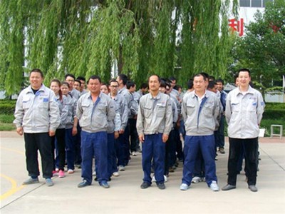 公司組織舉辦“慶五一，迎青年節”職工運動會